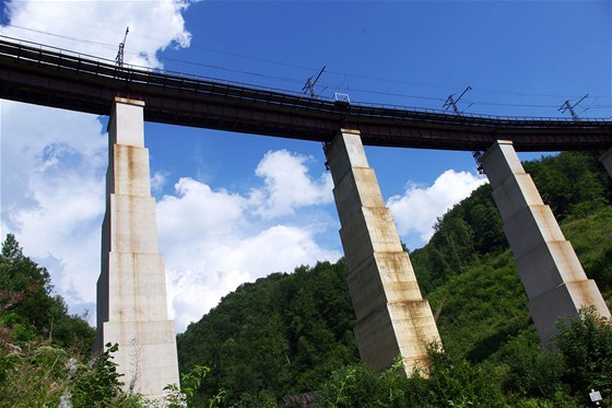 Ščerbinský viadukt vysoký 39 m