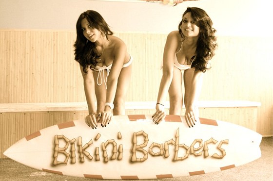 Americk salon Bikini Barbers se chlub poloobleenmi kadenicemi. 