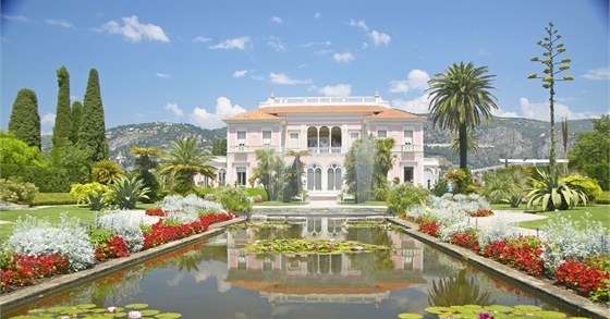 Villa Ephrussi de Rothschild byla postavená v letech 1905 a 1912. Byla ve