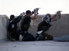 Bojovníci syrské osvobozenecké armády v Aleppu (15. záí 2012)