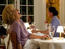 Meryl Streepová a Tommy Lee Jones ve filmu Druhá ance (2012)