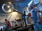 Sklái v Niboru vyrobili sedmnáct raritních lahví pro pivovar Pilsner Urquell...