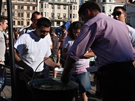 Festival polévky v Plzni. 