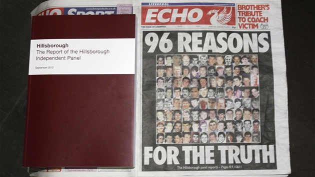 96 dvod k pravd. Titulek liverpoolskho listu Echo a nov zprva o tragdii na Hillsborough.