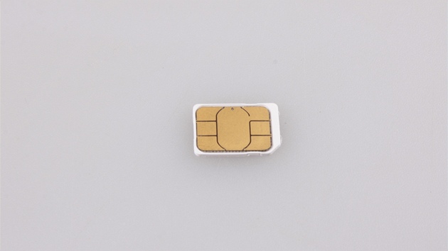 Nov nano SIM karta v redakci Mobil.cz