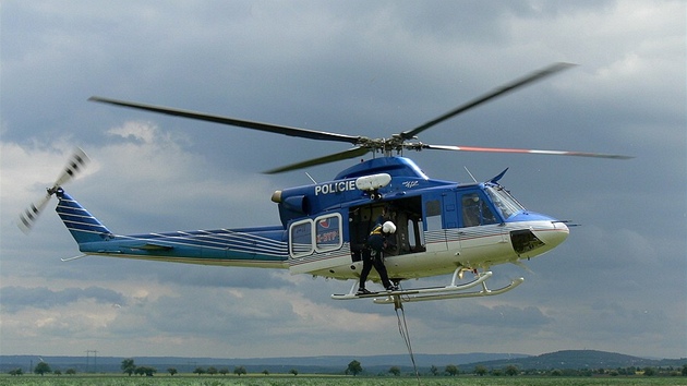 Policie získá za čtyři miliardy 11 nových vrtulníků, dodá je německá firma