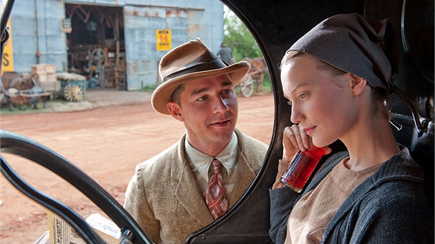 Shia LaBeouf v novém filmu Zem� bez zákona