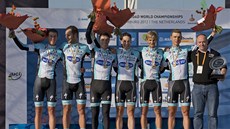 JSME NEJLEPÍ! Cyklisté týmu Omega Pharma-Quickstep se radují z vítzství v