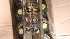 Moravskoslezská policie zjistila metylalkohol v lahvi s etiketou Frederic Wodka...
