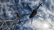 Bourání staré lanovky na Sn�ku. (17. 9. 2012)