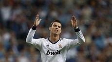 ALE NE! Cristiano Ronaldo z Realu Madrid se zlobí po promarnné anci.