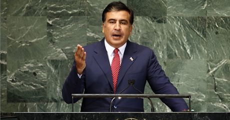 Gruzínský prezident Michail Saakavili ení na pd OSN. (26. záí 2012)