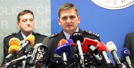 Policejní prezident Martin ervíek (vpravo)