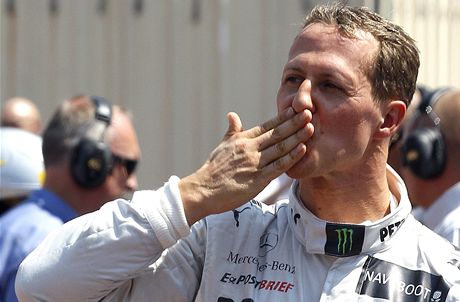 ZAVETE OI, ODCHÁZÍM. Michael Schumacher pi návratu do formule 1 neuspl. V