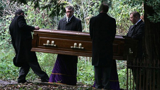 Pohřeb Alexandra Litviněnka v roce 2006.