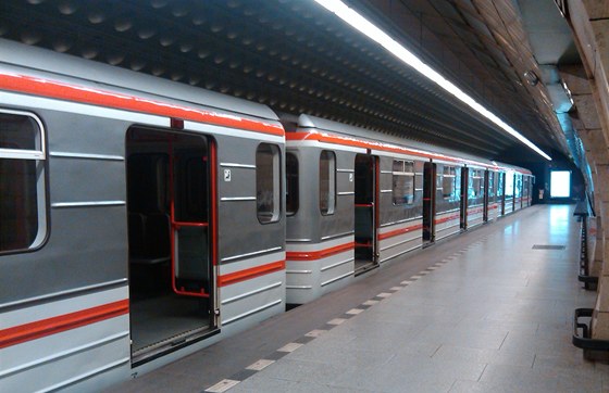 Metro nejezdilo.