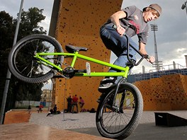 Nové relaxaní centrum ve truncových sadech v Plzni nabízí skate park,...