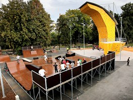 Nové relaxaní centrum ve truncových sadech v Plzni nabízí skate park,...