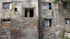 D�m v ulici Bene�e Lounského v ústecké �tvrti P�edlice se podle statika m��e