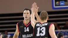 Tomas van den Spiegel (vlevo) a Maxime De Zeeuw v belgickém národním dresu,