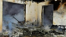Rozsáhlý požár rodinného domku a jeho přístaveb ve Smržicích na Prostějovsku