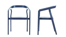 Židli One navrhlo pro firmu TON rakouské designové studio Guggenbichlerdesign.