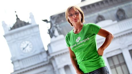 Jana Drápalová vede kandidátku Strany zelených a nezávislých starost.