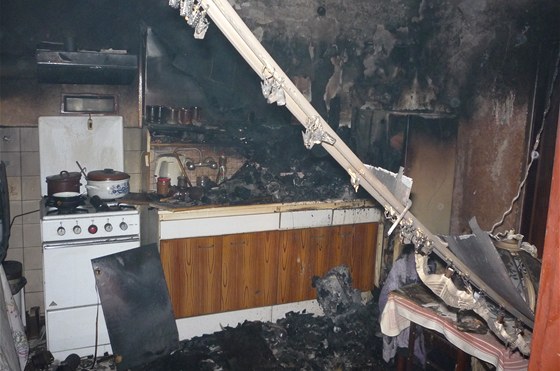 V Kosticích na Břeclavsku hořel rodinný dům, uvnitř se našla munice (ilustrační snímek)