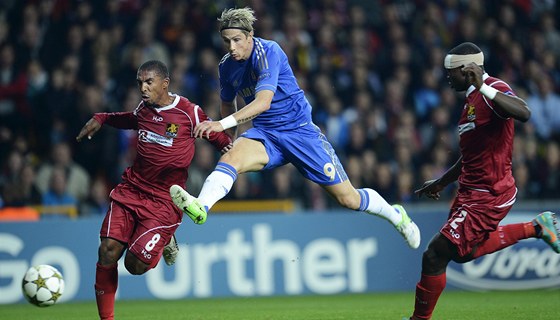 Torres z Chelsea stílí na soupeovu branku