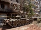 Tanky syrské armády v Aleppu (25. záí 2012)