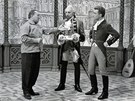 Karel Zeman s herci Miloem Kopeckým a Rudolfem Jelínkem pi natáení filmu