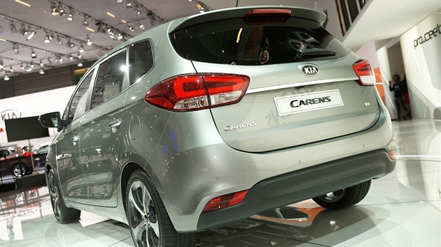 Kia Carens