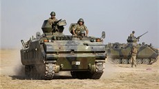 Turecké jednotky v okolí m�sta Akcakale (5. �íjna 2012