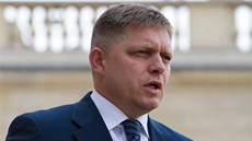 Slovenský premiér Robert Fico na tiskové konferenci po setkání s francouzským