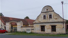 Bývalý statek v obci V�eskovice v Plze�ském kraji objevila �tená�ka na...
