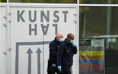 Policie vyetuje kráde obraz z rotterdamské galerie Kunsthal.