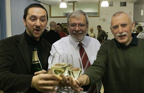 Vzpomínka na volby v roce 2006. Úspch ODS slavili tehdejí primátor eských