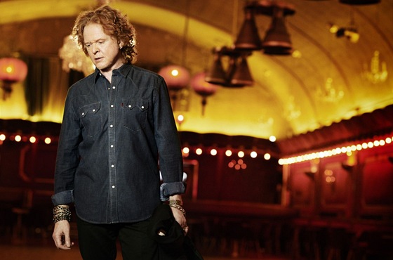 Mick Hucknall ze Simply Red