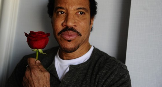 Lionel Richie vystoupí v sobotu 20. íjna v Praze.