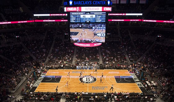 UVNIT. Basketbaloví Brooklyn Nets práv hrají s Washingtonem Wizards. Zápasu