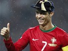S ÚSMVEM. Portugalský ostrostelec Cristiano Ronaldo pevzal ped utkáním