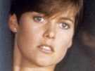 CAREY LOWELLOVÁ (jako Pam Bouvier ve filmu Povolení zabíjet, 1989)