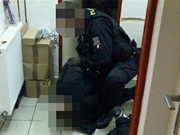 Policist dopadli trojici zlodj v obchod v Dobr na Frdecko-Mstecku.