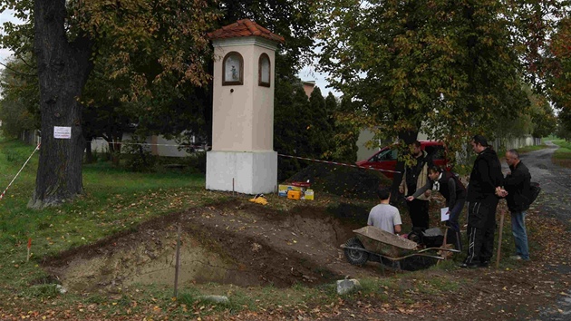 V Majetn na Olomoucku odkryli archeologov u boch muk hroby vojk zejm z bitvy u Slavkova.