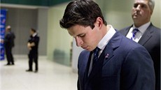 HLAVA DOLE. Sidney Crosby odchází z jednání o nové kolektivní smlouv� hodn�