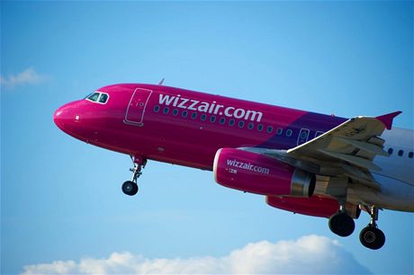 Letadlo spolenosti Wizz Air (ilustraní snímek)