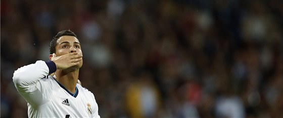 Cristiano Ronaldo prmrn v zápasech Ligy mistr vystelí estkrát.