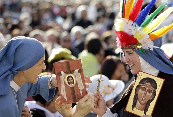 Dv jeptiky s obrázkem Kateri Tekakwitha - první indiánky, kterou pape