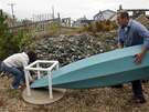 Lidé na celém východním pobřeží se připravují na úder hurikánu Sandy, který by...
