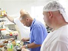 Zdenk Pohlreich pomáhá ladit jídelníek majiteli hospdky Georgia nezi eskou